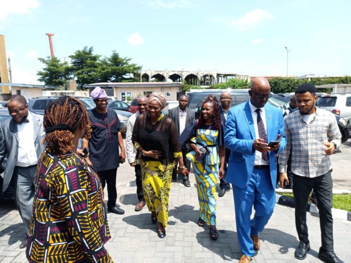 DABIRI-EREWA HAILS DIASPORA GROUP FOR GIVING BACK TO THE COUNTRY LAGOS, JUNE 20, 2022: Hon. (Dr) Abike Dabiri-Erewa, Chairman/CEO, Nigerians in Diaspora Commission (NIDCOM), has commended the Mabo Foundation/ Nigerian American Public Affairs Committee (NAPAC) USA for giving back to the country through their humanitarian gesture. Dabiri-Erewa stated this in Lagos on Monday after a medical facility tour with NAPAC group in conjunction with the Oncology Unit of Lagos University Teaching Hospital (LUTH). The group was led by its Founder, NAPAC and Mabo Foundation, Dr. Toyin Opesanmi and Dr. Eniola Ogunmefun. The NIDCOM Chairman acknowledged the efforts of the group and welcomed the initiatives of the Diaspora especially in the area of medical mission. The Chairman, who was excited about the exploits of Nigerians across the globe, said harnessing their potentials would be a major catalyst for national development and, in this instance, arrest medical tourism in the country. Earlier, the Chairman Medical Advisory Committee, LUTH, Prof. W. L. Adeyemo, representing the Chief Medical Director, Prof. Chris Bode, welcomed the group and informed them of the upgrade of the health infrastructures at the Hospital Complex and the activities of the personnel as well. Both Messrs Opeyemi and Ogunmefun expressed their willingness to collaborate with the Cancer Unit of LUTH on the treatment of indigent patients; donation of modern equipment to ease treatment of patients and further training of Doctors on the treatment of cancer. They said the major aim of the initiative was to give back to the country and help the humanity in the area of medical field. Others in attendance at the occasion include Dr. Yewande Oshodi ( Deputy Chairman Medical Advisory Committee), Dr Ayodeji Oluwole ( Deputy Chairman Medical Advisory Committee Clinical Services), Dr Habeeb Mohammed Yakubu ( HOD radiotherapy, LUTH Lead Oncology, NSIA Cancer Centre and Dr. Adeseye Akinsete (Paediatric Ematology/Oncology LUTH). Others were Mr. Adegoke kehinde (Deputy Director Clinical pathology laboratory services and Collaborative researcher with NAPAC/Mabo Foundation, Mrs Temitope Vanlary(Chief Medical Laboratory Scientist and a collaborative Researcher with NAPAC/Mabo Foundation), Dr Adewunmi Alabi (Consultant Clinical and Radiation Oncologist NSIA LUTH cancer center) and Dr Tomi Kogo (Clinical Services Manager NSIA LUTH cancer center). The Management took Dr Dabiri-Erewa and the team round the hospital facilities which include the Dialysis Department, the Pediatric Department, the NSIA LUTH Cancer Center and the Hospital Labour room Facilities. One of the major discovery was the availability of the State of the Art equipment at the Oncology Unit and very neat environment at all the units visited. This development has led to Reversed Medical Tourism as the Cancer Unit now receives more patients from US, UK and other countries because the treatment cost is cheaper; availability of modern equipment and proximity to Family Support for patients. More patients now prefer to treat the ailment locally, thus stemming the tide of Medical Tourism.