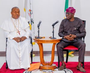 2023 POLLS: SANWO-OLU URGES RELIGIOUS LEADERS TO CONTINUOUSLY PRAY FOR NIGERIA, LAGOS
