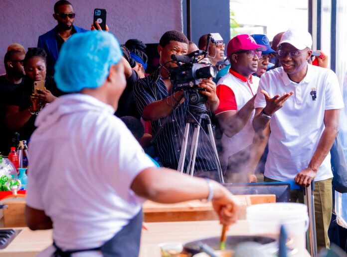 INVOKING “LAGOS SPIRIT”, SANWO-OLU MAKES SURPRISE APPEARANCE AT GUINNESS RECORD COOKING CONTEST