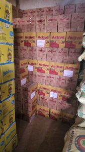 Committee of Banks in Nigeria Donates Multimillion Naira Relief Materials to Jigawa Flood Victims The Committee of Banks in Nigeria on Thursday lifted the victims of the recent flooding in some parts of Jigawa State with a solidarity visit to Dutse, the state capital, during which they made donation of assorted items of relief materials to the State Government as part of their own contribution to alleviate the plight of those impacted by the September 2024 natural disaster. The donation of the relief materials comprising food items, including bags of rice, cartons of vegetable cooking oil, mattresses, and beverages were presented to the Governor of Jigawa State, Malam Umar A. Namadi, by a high-powered delegation of the Committee of Banks in Nigeria led by their Chairman and Group Managing Director/Chief Executive Officer (GMD/CEO), United Bank for Africa Plc (UBA), Dr. Oliver Alawuba. Other banks’ CEOs that were on the delegation included the Managing Director/Chief Executive Officer (GMD/CEO), Access Bank Plc, Mr. Roosevelt Ogbonna; Group Managing Director/Chief Executive Officer (GMD/CEO), Zenith Bank Plc, Dame (Dr.) Adaora Umeoji; and Group Managing Director/Chief Executive Officer (GMD/CEO); Fidelity Bank Plc, Dr. (Mrs.) Nneka Onyeali-Ikpe. In his remarks while presenting the relief materials, Dr. Alawuba stated that the gesture by the bankers was one of the ways to empathise with the government and people of Jigawa State, and importantly the residents who were severely impacted by the floods. He added that the relief materials were targeted at boosting the current multi-stakeholder efforts to support the flood victims in getting back on their feet, as well as supporting critical institutions that provide care for the victims, especially public hospitals. “I stand before you today as the Chairman of the Committee of Banks in Nigerian, to demonstrate our solidarity with the Government and good people of Jigawa State. Principally, we are in Jigawa State to empathize with the State Government, families, and relations of those who were severely impacted by the recent flooding that occurred across some local government areas of the state, in specifically in September this year. We pray for the repose of souls that were lost in the devastating floods, as well as comfort for their families. We also pray for the recovery and restoration of those who lost properties and valuables during the floods,’’ he said. Speaking further, Dr. Alawuba asserted: “We are here today to lend our hand of help to the State Government by donating relief materials worth several millions of Naira in support of the affected residents, and also critical institutions that provide care such as public hospitals. We believe the relief materials consisting of food items such as; bags of rice, cartons of vegetable cooking oil, mattresses, and beverages would go a long way in providing comfort and lessen the burden of the victims impacted by the floods.’’ The Chairman, Committee of Banks in Nigeria added that the humanitarian gesture was a testament to the Nigeria banking sector's commitment to supporting the well-being of Nigerians in times of need. “As bankers, we are not just concerned about the economic implications of natural disasters; we are also deeply troubled by the human suffering that accompanies them. We believe that it is our collective responsibility to support those affected and help them rebuild their lives,’’ he noted. Dr. Alawuba stated that the gesture further affirmed the commitment of the Nigerian financial institutions to leading from the front as agents of positive change in society, while assuring that they would continue to work together to support those in need, promote economic growth and development, and to contribute to the well-being of our great nation. He expressed gratitude to his colleague CEOs of Nigeria banks for their generosity and contribution to the relief effort. “Your support underscores our unrelenting passion for national development and care for the environment where we do our business,’’ he applauded. Dr. Alawuba affirmed the long history of commitment of the Nigerian banking and financial institutions to the well-being of the Nigerian people and the environment, stating that the banking sector provided similar interventions to the victims of the 2011 flooding which affected 28 states and that of 2013 flooding which affected 32 states of the federation. Other interventions by the financial institutions include corporate support for the management and containment of the spread of COVID-19 pandemic in 2020, including funding support for public healthcare infrastructure, and access to credit for micro and small businesses to stay afloat in the post-pandemic era. He said, “Notably, we were proud to be part of the Central Bank of Nigeria-led Private Sector Coalition Against COVID-19 (CACOVID) Relief Fund, where we contributed significantly to the Fund's efforts to provide palliatives to vulnerable Nigerians and strengthen the nation's healthcare infrastructure. The intervention of the banking sector resulted in over Thirty-two Billion Naira (N32 billion) being pooled to fill a significant funding gap for the governments during the unexpected global pandemic. “Furthermore, as we navigated the post-pandemic era, Nigerian banks played important roles in helping businesses recover. Banks in Nigeria supported firms of all sizes, to mitigate the impact of the extended lockdown and disruption to business activities in many ways. Through the stabilization funds, Nigerian banks provided loans and credits to small and medium businesses to stay afloat, thereby ensuring business sustainability, preventing job losses, and fostering national economic growth.’’ Additionally, Dr. Alawuba said Nigerian banks also support many other laudable initiatives across both economic and non-economic sectors, one of which is in the area of security. For example, he said banks have continued to support the Lagos State Security Trust Fund, which has become a model copied by other states for sustainable funding of the training, equipment, and welfare needs of personnel of the Nigeria Police deployed to the state. He said the support has led to improved security of lives and property in the state. He disclosed further that the banking sector supported the government in rebuilding and remodeling of Police stations destroyed in the wake of the #EndSARS protesters, in 2020. With the support, he added that officers and men of the Nigeria Police now have more befitting workplaces to function. The bankers commended Governor Namadi, the federal and state governments, donor agencies and other stakeholders for the efforts in responding to the need of the victims of the flooding, while noting that, through collective efforts and actions, we could all make a big difference in the society, as well as build a prosperous nation that works for all. Responding, Governor Namadi thanked the Committee of Banks in Nigeria for their humanitarian gesture, describing it as a rare demonstration of love, care and empathy for humanity. He said he was particularly touched receiving such a high number of bank chiefs leaving their offices to come and show solidarity to the families and individuals affected by the flood. “On behalf of the government and people of Jigawa State, I want to most sincerely thank you for this visit. Certainly, what you have done today has demonstrated a good sign of love, care and maturity because, I don't think it has ever happened like this, for four managing directors of the big Nigerian banks leaving their offices and come and sympathise with us on the incident that happened to us; that has shown the serious sign of love, care and maturity,’’ he enthused. Governor Namadi assured that the state government would continue to seek opportunities to work together with the financial institutions as critical enablers of socio-economic growth, adding that with the significant support of the banks, the task of supporting the flood victims to get back to normal life had received a boost. He stated, “So whilst I really thank you very much, I assure you that as we go on we will continue to work together for the betterment of this country. Certainty, some time two of you at one time or the other has done something to help out Jigawa State and today again we are putting ourselves together as the body of banks’ CEOs also coming to our aide, to help our people and bring them back to life in order to move forward.’’ The governor gave the assurance that the donated relief materials would be judiciously used and get to the people they were meant for. “I also want to assure you that the Jigawa State government will continue to work together with you, to ensure that we improve the lives of those affected by the devastating floods. “Like we said, these people have really suffered a lot; they lost their means of livelihood which is not easy at this time, but with the people and body like yourself, these people have a lot of hope and then at least they are being shown they have brothers and sisters that are there for them in their time of need. So, we really appreciate this gesture and we are not taking it for granted. We pray that God almighty will replenish your purse for what you have done for our people,’’ Governor Namadi stated. Other personalities on the delegation for the donation of the relief materials were President, Association of Corporate Affairs Managers of Banks (ACAMB), Mr. Rasheed Bolarinwa; the Registrar/Chief Executive Officer, Chartered Institute of Bankers of Nigeria (CIBN), Mr. Akin Morakinyo, and others.