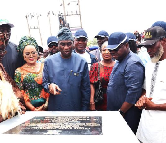 Sanwo-Olu Commissions Electrification Projects in Badagry Border Communities Sanwo-Olu Commissions Electrification Projects in Badagry Border Communities