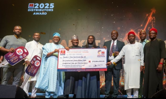 BUA Cement Rewards Top Distributors With Cash, Vehicles, CNG Trucks At 2025 Awards BUA Cement Rewards Top Distributors With Cash, Vehicles, CNG Trucks At 2025 Awards